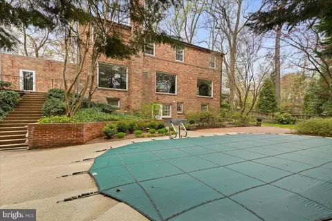 Exterior - 4525 28th St NW, Washington, DC 20008 photo 7 of 8