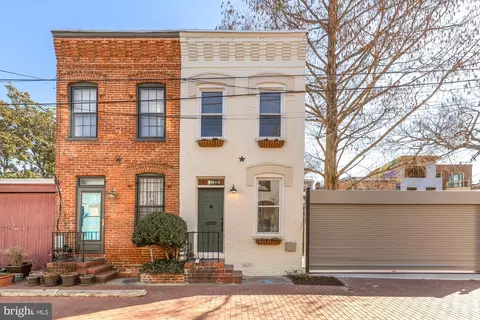 18 Gessford Ct SE, Washington, DC 20003