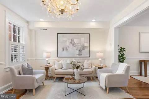 1735 34th St NW, Washington, DC 20007 photo 5