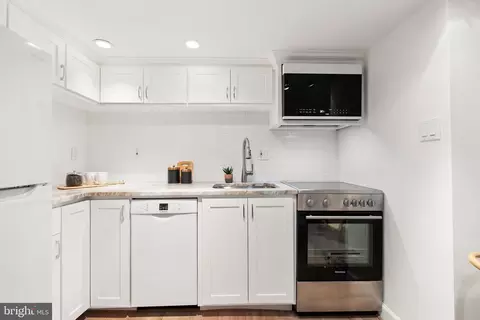 1735 34th St NW, Washington, DC 20007 photo 22