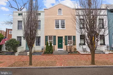 1735 34th St NW, Washington, DC 20007