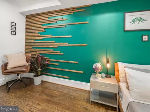 Bedroom - 1717 Euclid St NW #1, Washington, DC 20009 photo 1 of 5