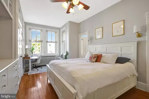 11 6th St SE, Washington, DC 20003 photo 29