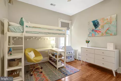 11 6th St SE, Washington, DC 20003 photo 26
