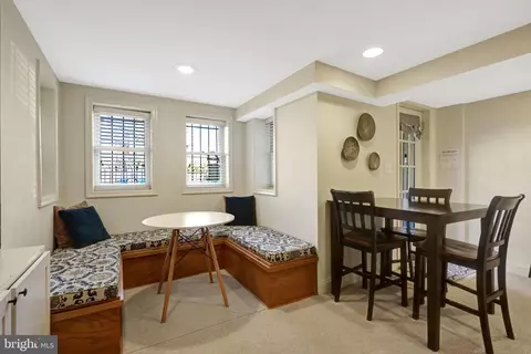 11 6th St SE, Washington, DC 20003 photo 35