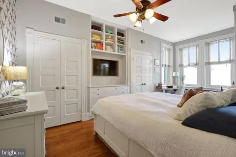 11 6th St SE, Washington, DC 20003 photo 28
