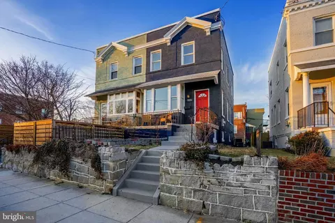 525 Tuckerman St NW, Washington, DC 20011