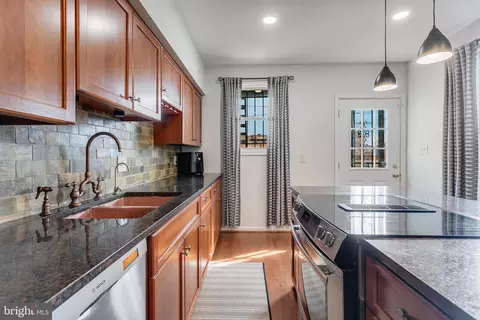 1925 13th St NW #1, Washington, DC 20009 photo 12