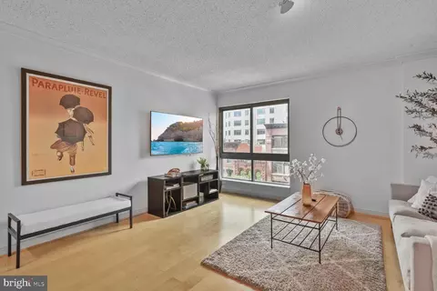 777 7th St NW #420, Washington, DC 20001