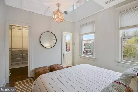 239 11th St SE, Washington, DC 20003 photo 40