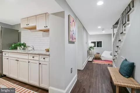 239 11th St SE, Washington, DC 20003 photo 47