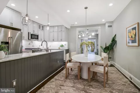 239 11th St SE, Washington, DC 20003 photo 10