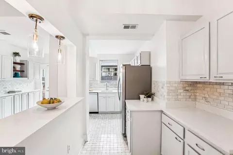1315 D St NE, Washington, DC 20002 photo 11