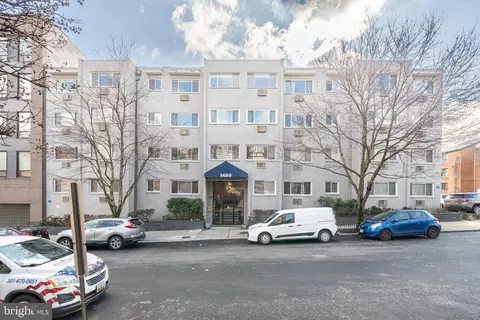 1420 Clifton St NW #302, Washington, DC 20009