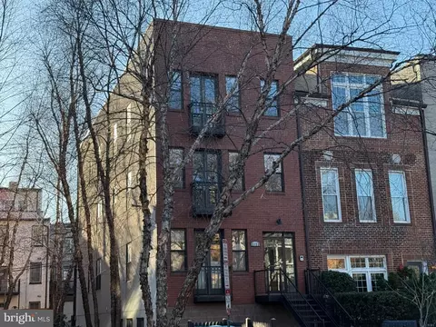 2122 11th St NW #3, Washington, DC 20001