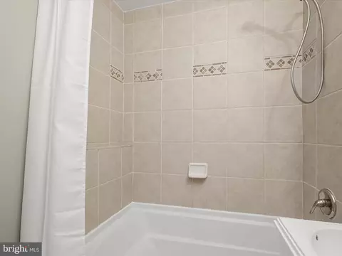 921 5th St SE, Washington, DC 20003 photo 26