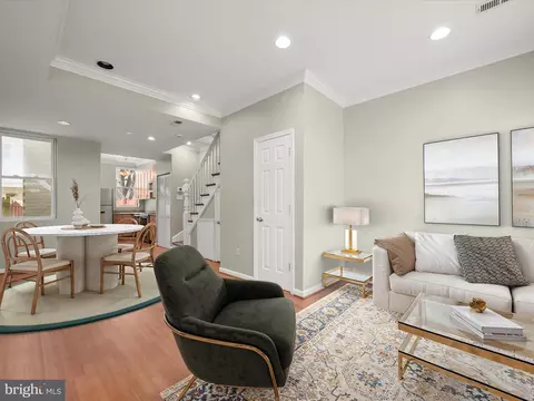 921 5th St SE, Washington, DC 20003 photo 3