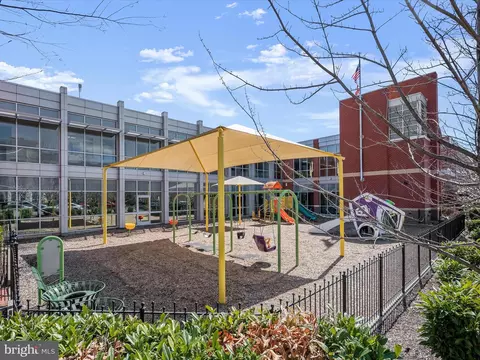 921 5th St SE, Washington, DC 20003 photo 38