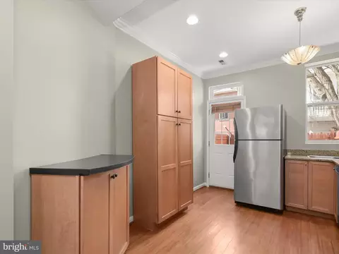 921 5th St SE, Washington, DC 20003 photo 18