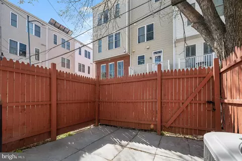 921 5th St SE, Washington, DC 20003 photo 33