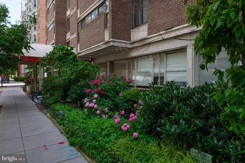 1420 N Street St NW #214, Washington, DC 20005