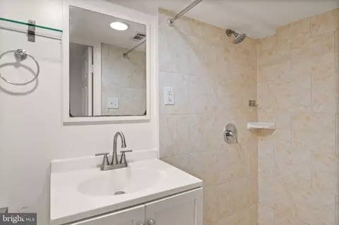 Bath - 535 24th St NE, Washington, DC 20002 photo 2 of 3