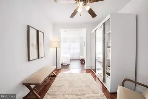 Entry Way - 535 24th St NE, Washington, DC 20002 photo 4 of 5