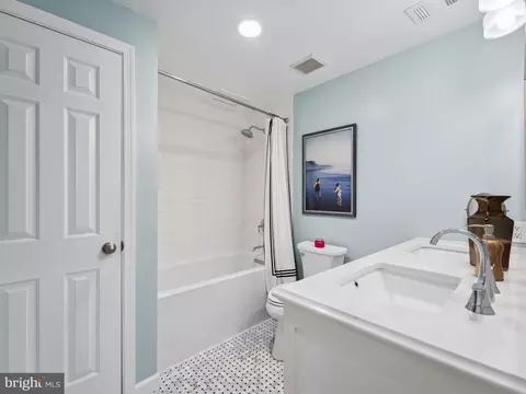2001 19th St NW #4, Washington, DC 20009 photo 25