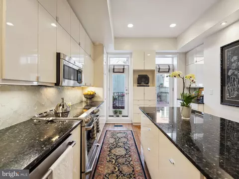 2001 19th St NW #4, Washington, DC 20009 photo 18