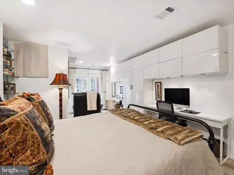 2001 19th St NW #4, Washington, DC 20009 photo 29
