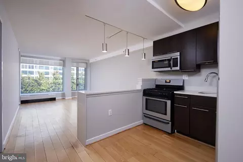 1101 3rd St SW #202, Washington, DC 20024