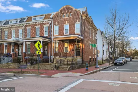 1854 2nd St NW, Washington, DC 20001