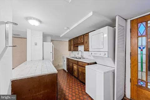14 10th St NE, Washington, DC 20002 photo 37