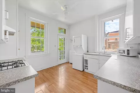 14 10th St NE, Washington, DC 20002 photo 17