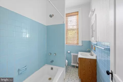 14 10th St NE, Washington, DC 20002 photo 12