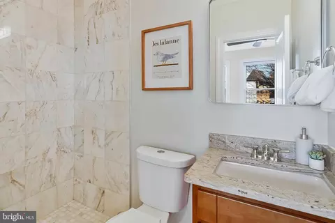 319 W Street St NE, Washington, DC 20002 photo 14