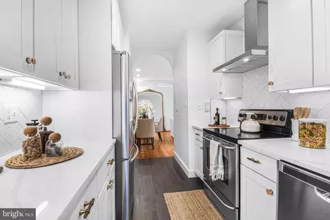 2013 Columbia Rd NW #E, Washington, DC 20009 photo 10