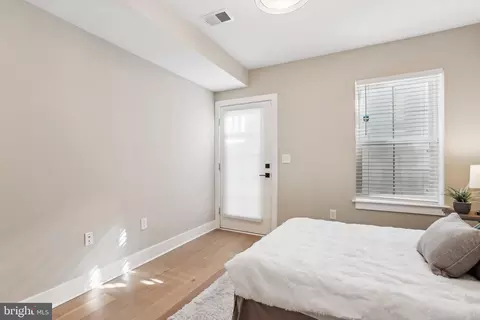 717 18th St NE #1, Washington, DC 20002 photo 12