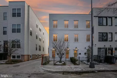 717 18th St NE #1, Washington, DC 20002 photo 3