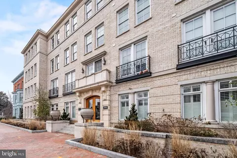 300 8th St NE #307, Washington, DC 20002