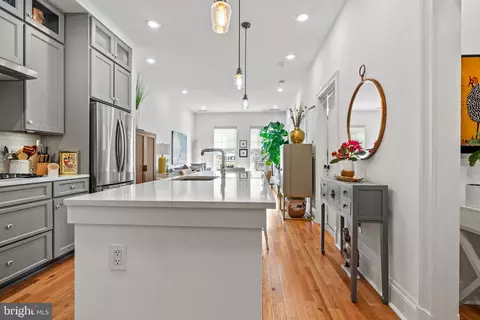 300 8th St NE #307, Washington, DC 20002 photo 3