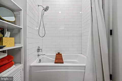 300 8th St NE #307, Washington, DC 20002 photo 24