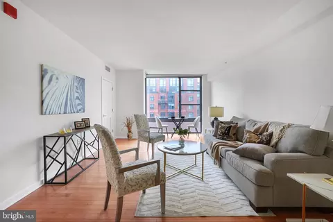 475 K St NW #920, Washington, DC 20001