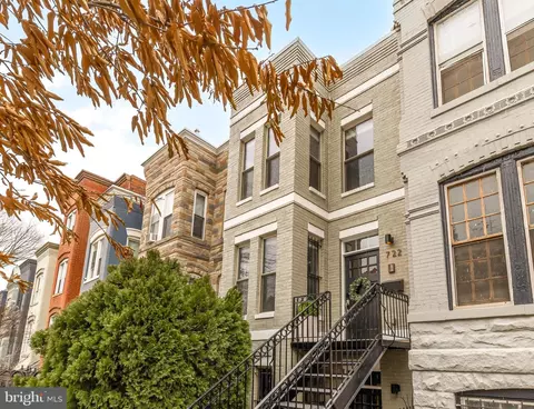 722 8th St NE, Washington, DC 20002