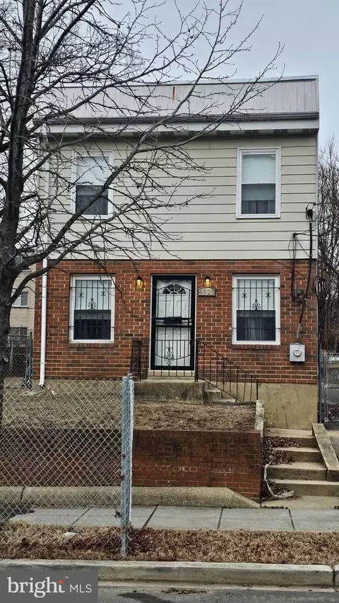 4920 Astor Pl SE, Washington, DC 20019
