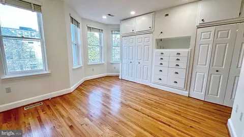 Bedroom - 507 G St NE, Washington, DC 20002 photo 3 of 6