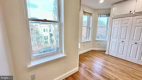 Bedroom - 507 G St NE, Washington, DC 20002 photo 4 of 6