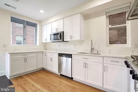 Kitchen - 507 G St NE, Washington, DC 20002 photo 1 of 6