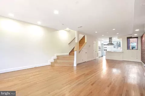 Living - 507 G St NE, Washington, DC 20002 photo 6 of 15