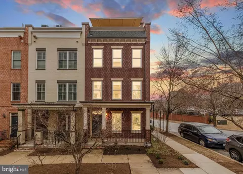 3033 Chancellors Way NE, Washington, DC 20017